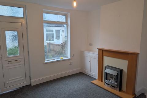 2 bedroom terraced house to rent, Connaught Terrace, Lincoln, Lincs, LN5