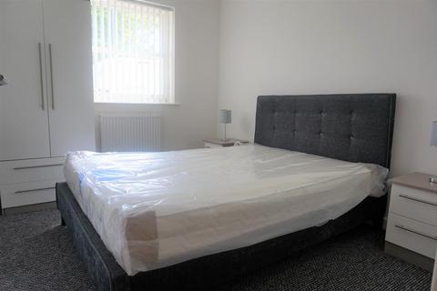 1 bedroom apartment to rent, Linnet Mansion, 2a Linnet Lane, Liverpool