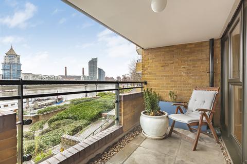 2 bedroom flat for sale, Lombard Road, London, SW11