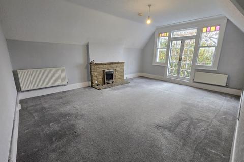 2 bedroom flat to rent, Bromley BR1