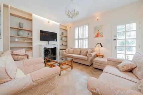 undefined, Pelham Street, London SW7