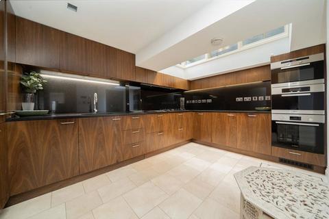 undefined, Pelham Street, London SW7