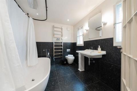 undefined, Pelham Street, London SW7