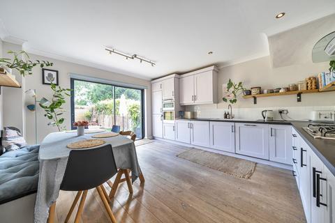 3 bedroom terraced house for sale, Sandy Lane, Teddington, TW11