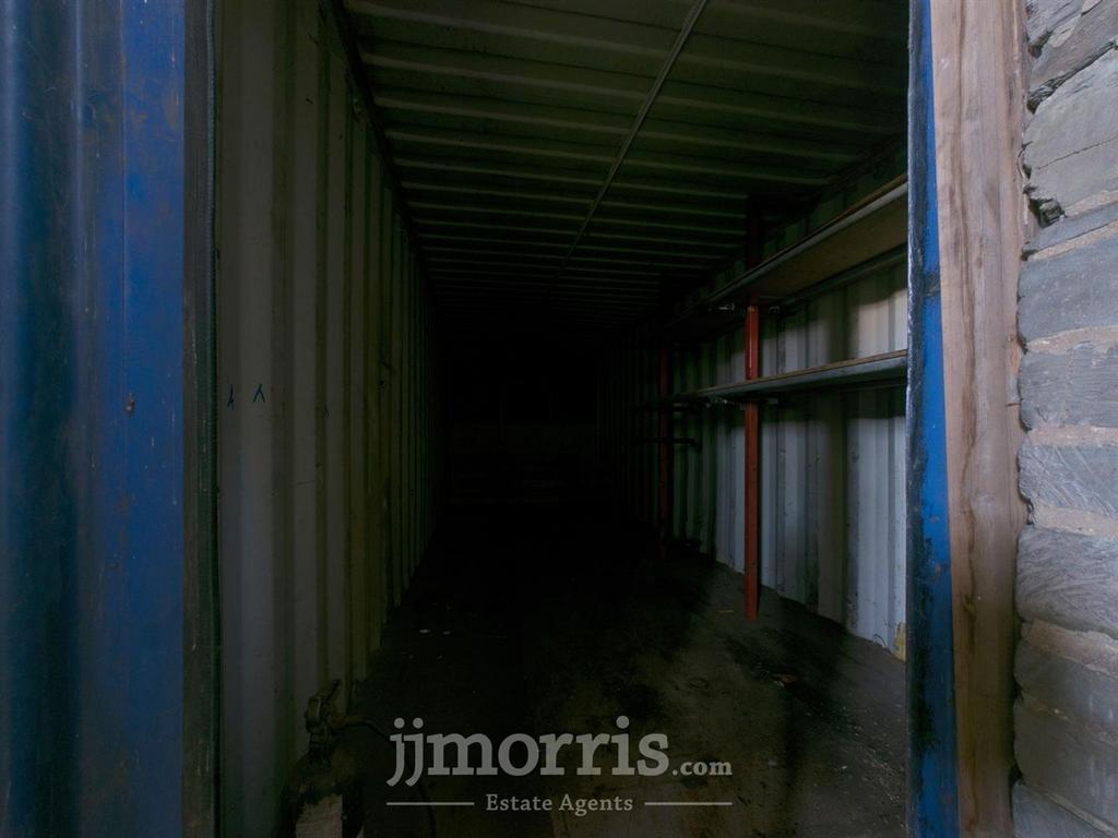 CAM03686 G0-PR0229-STILL017.jpg