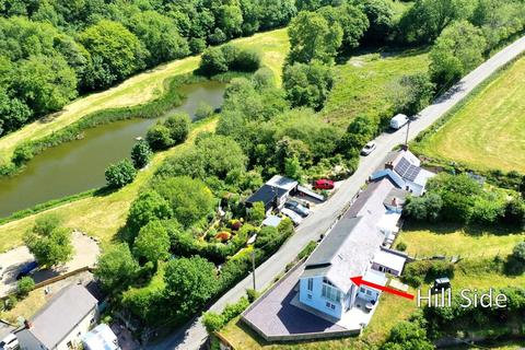 2 bedroom end of terrace house for sale, Llanychaer, Fishguard, SA65