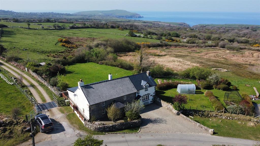 Maesteg Mountain West, Newport, Pembroksehire,...