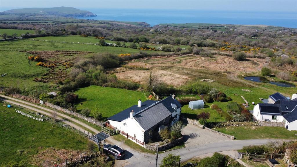 Maesteg Mountain West, Newport, Pembroksehire,...