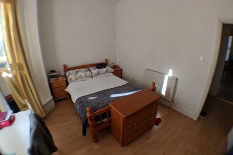 1 bedroom flat to rent, Derby Road, Manchester M14