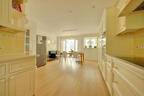 6 bedroom detached house for sale, Folders Lane, Burgess Hill, RH15