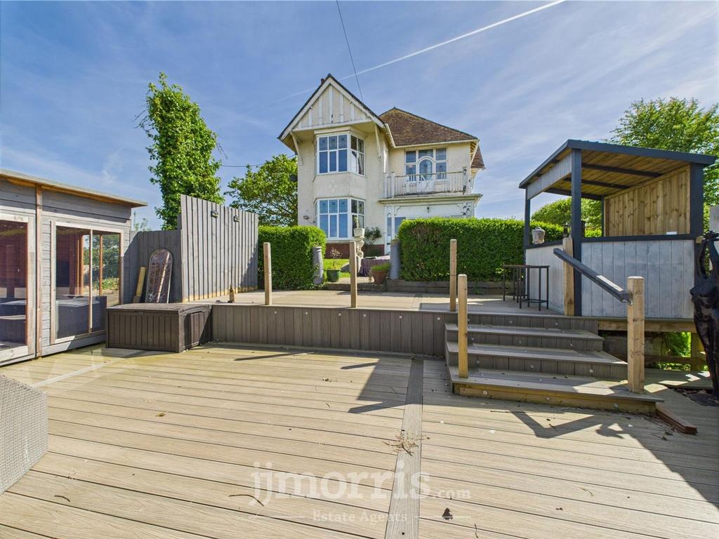 CAM05297 G0-PR0043-STILL070.jpg