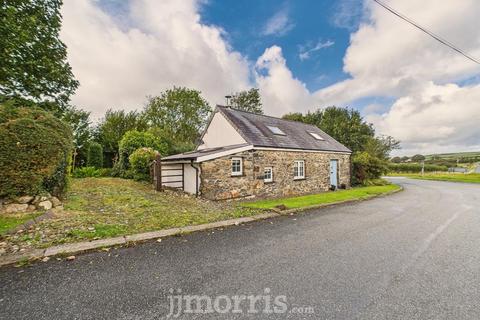 2 bedroom cottage for sale, Dwrbach, Fishguard, SA65