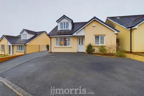 3 bedroom detached bungalow for sale, Cardigan, SA43