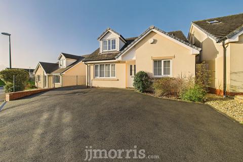 3 bedroom detached bungalow for sale, Cardigan, SA43