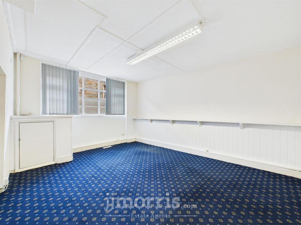 CAM03686 G0-PR0263-STILL005.jpg