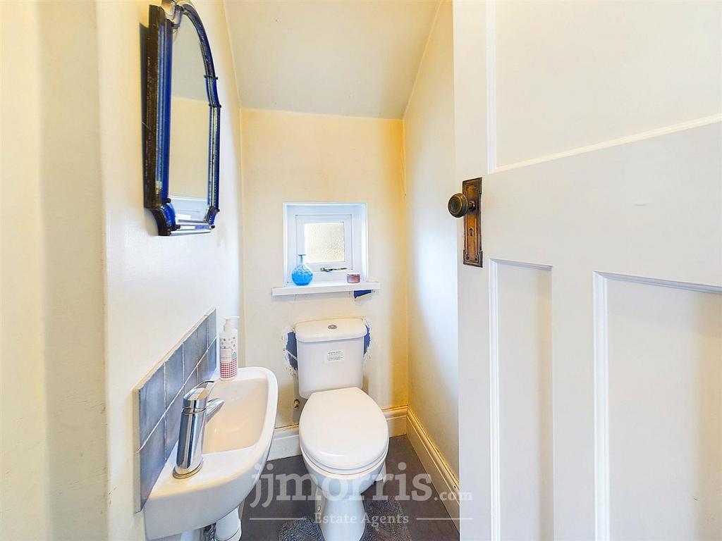 Separate WC