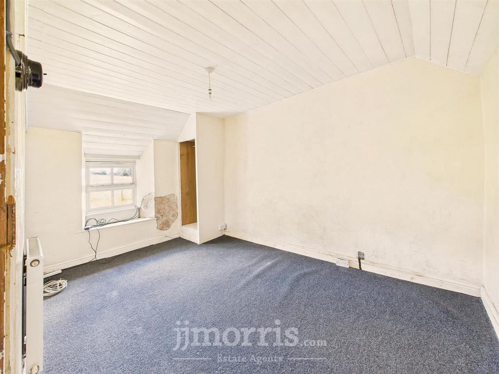 CAM05297 G0-PR0063-STILL012.jpg