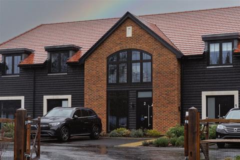 3 bedroom terraced house for sale, Kings Mill Lane, South Nutfield, Redhill