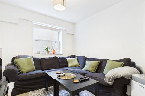 2 bedroom apartment to rent, Sillwood Street, Brighton, BN1