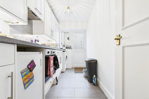 2 bedroom apartment to rent, Sillwood Street, Brighton, BN1
