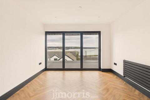undefined, Cleddau Avenue, Milford Haven, SA73