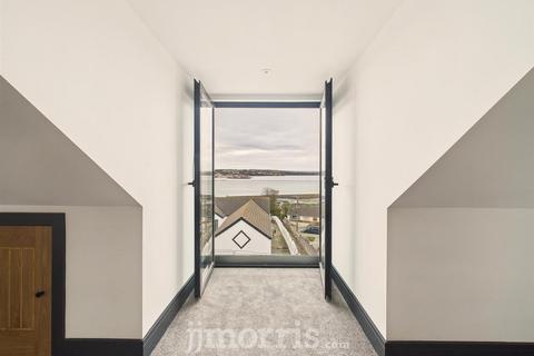 undefined, Cleddau Avenue, Milford Haven, SA73