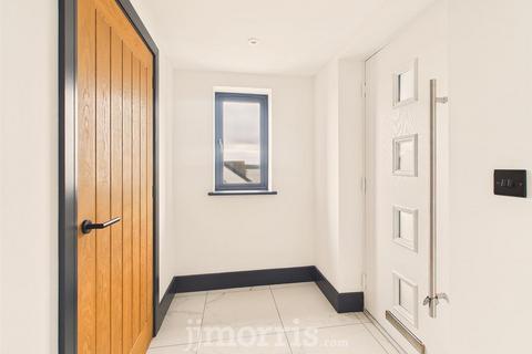 undefined, Cleddau Avenue, Milford Haven, SA73