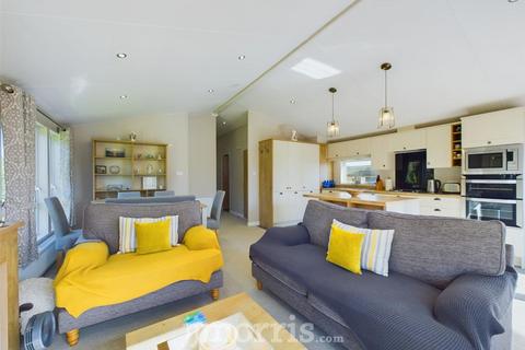3 bedroom lodge for sale, New Park, Landshipping, SA67