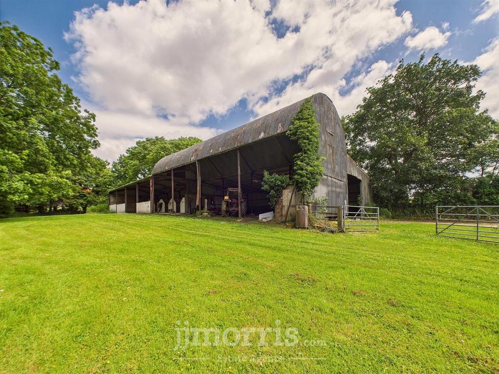 Dutch Barn