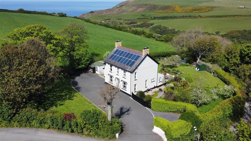 Hillside, Brynhenllan Dinas Cross, Newport,...