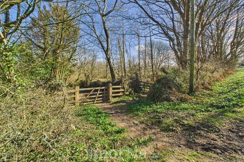 undefined, Cilgwyn Road, Newport, SA42