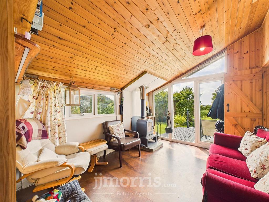Kitchen/Living Room