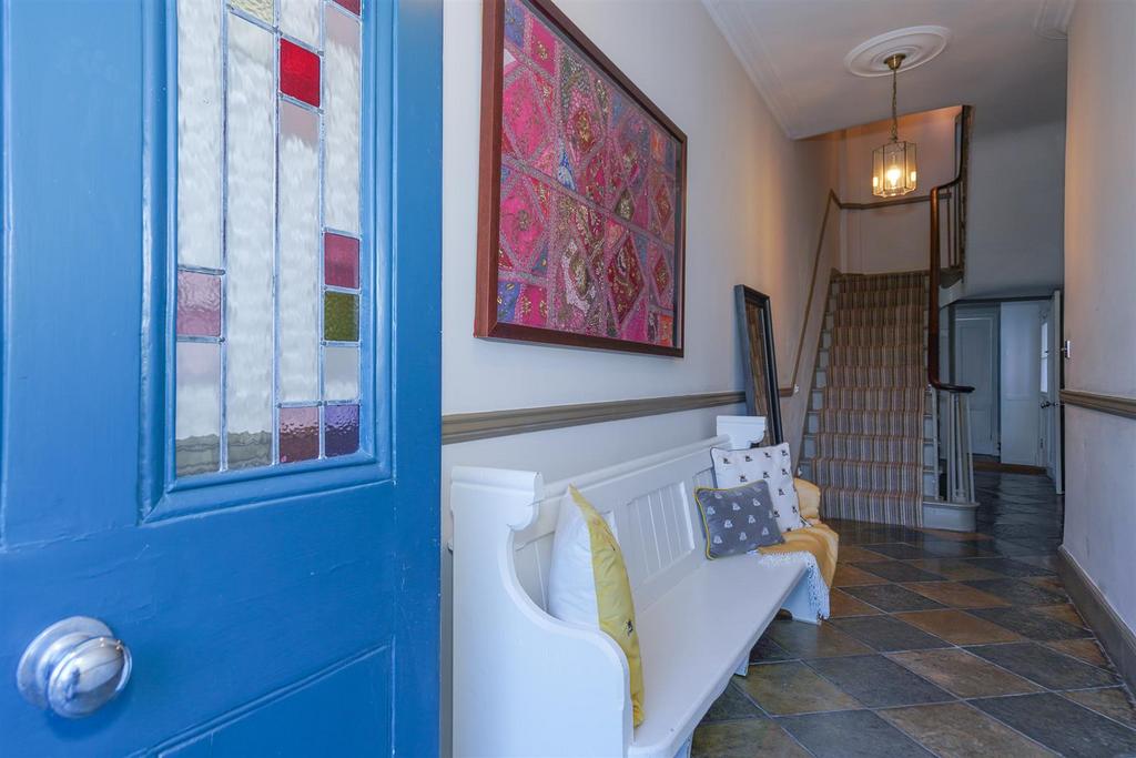 29 Milverton Cresent-25.jpg