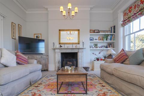 undefined, Milverton Crescent, Leamington Spa