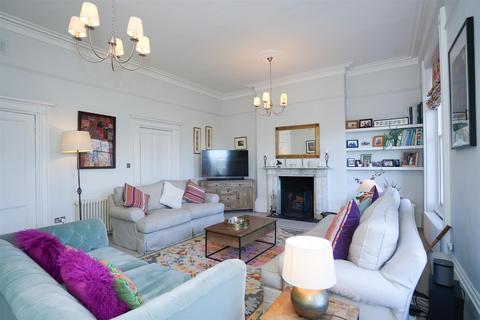 undefined, Milverton Crescent, Leamington Spa