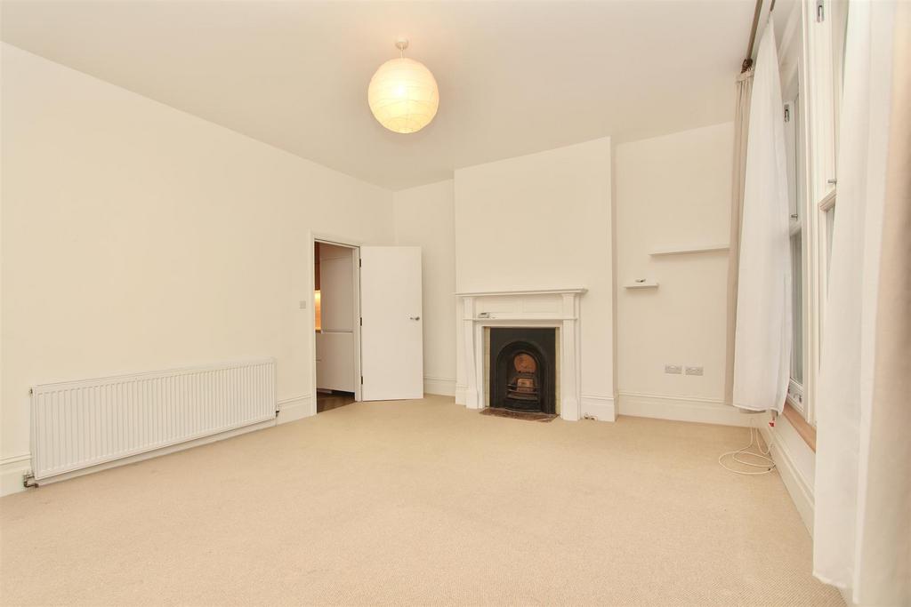 Bethune Road, N16