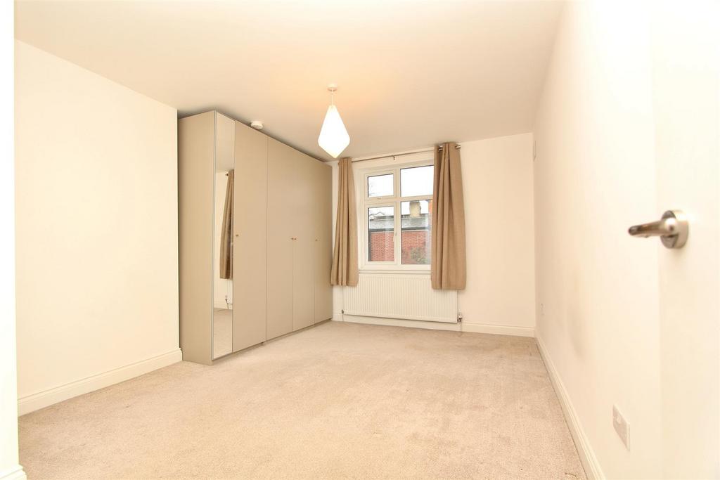 Bethune Road, N16