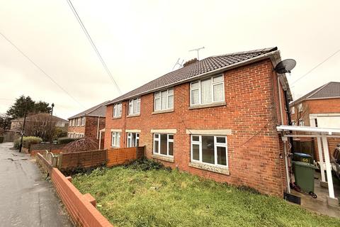 2 bedroom flat to rent, Midanbury SO18