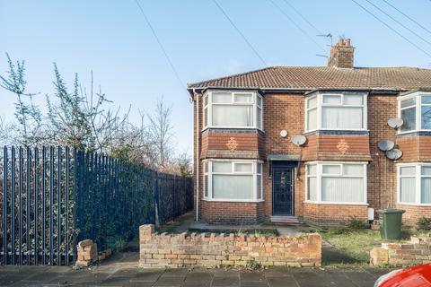 2 bedroom apartment to rent, Deanham Gardens, Newcastle Upon Tyne NE5