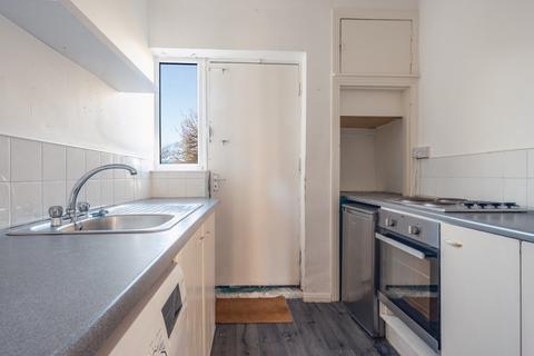 2 bedroom apartment to rent, Deanham Gardens, Newcastle Upon Tyne NE5