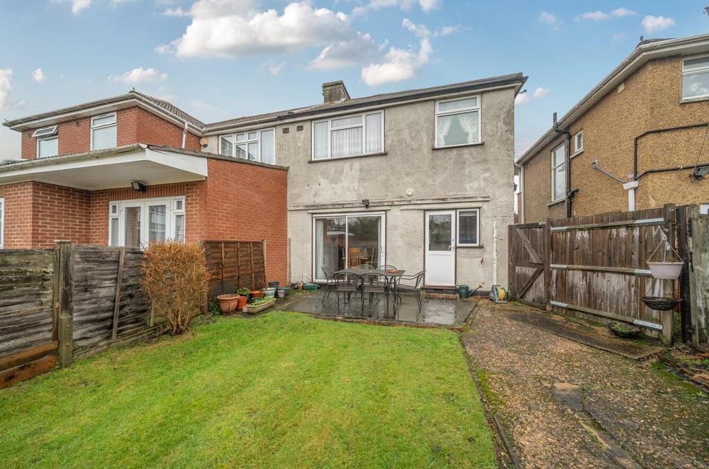 Davidson Frost-Wellings, DFW, Uppingham Avenue, Ho