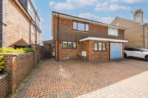 undefined, Powder Mill Lane, Tunbridge Wells
