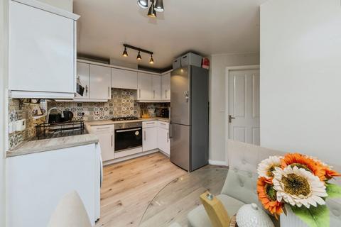 3 bedroom townhouse for sale, Gresty Road, Crewe CW2