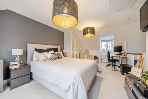 3 bedroom semi-detached house for sale, Heron Drive, Witney, Oxfordshire