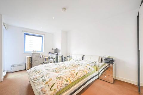 1 bedroom flat to rent, Westgate Apartments, Royal Docks, London, E16