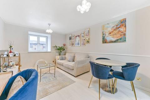 1 bedroom flat for sale, Selhurst Road, South Norwood, London, SE25