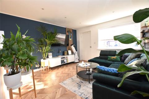 2 bedroom semi-detached house for sale, Walton Street, Heywood, Greater Manchester, OL10