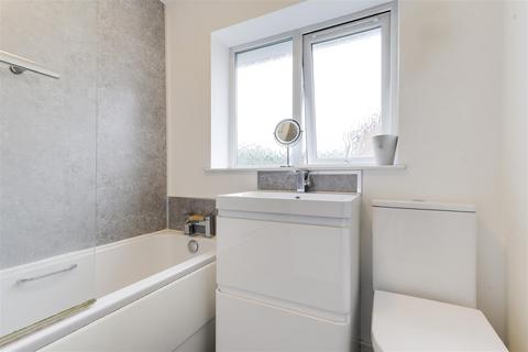 4 bedroom detached house for sale, Bloomsbury Drive, Nuthall NG16