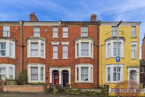 5 bedroom terraced house for sale, St. Michaels Avenue, Abington, NN1 4JQ
