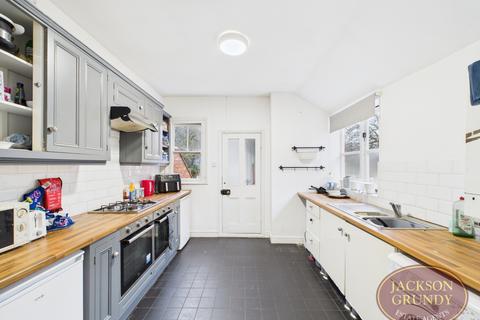 5 bedroom terraced house for sale, St. Michaels Avenue, Abington, NN1 4JQ